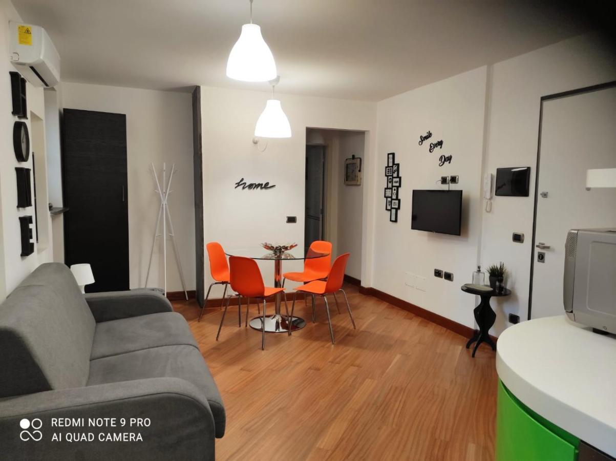 Phoenix House เนเปิลส์ ภายนอก รูปภาพ